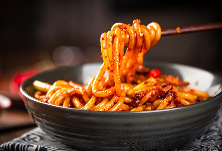 累计卖出100万+份，*疆新**人排队都要吃的就是这款米粉