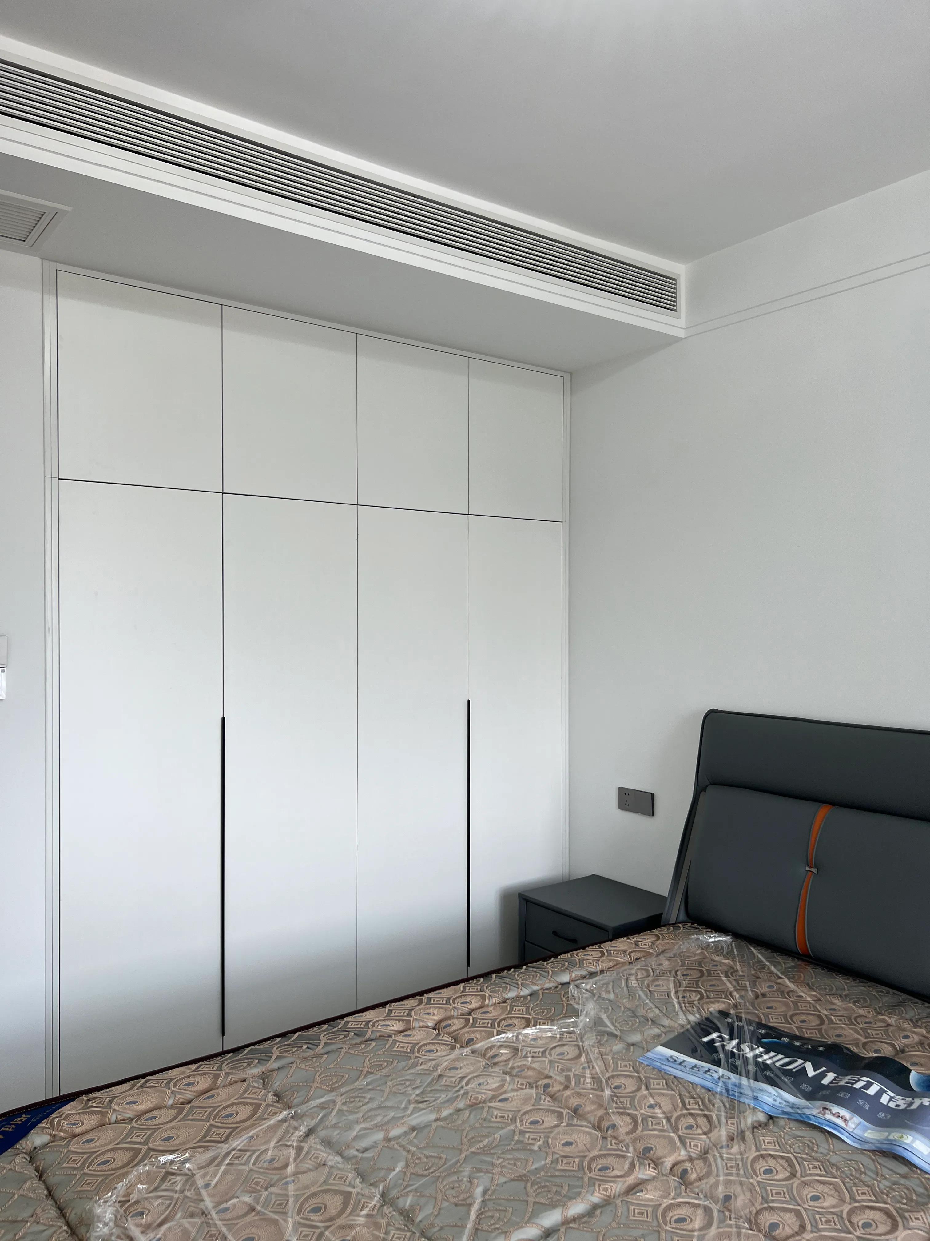 现代简约风格建筑,现代简约风格餐厅圆顶装修图