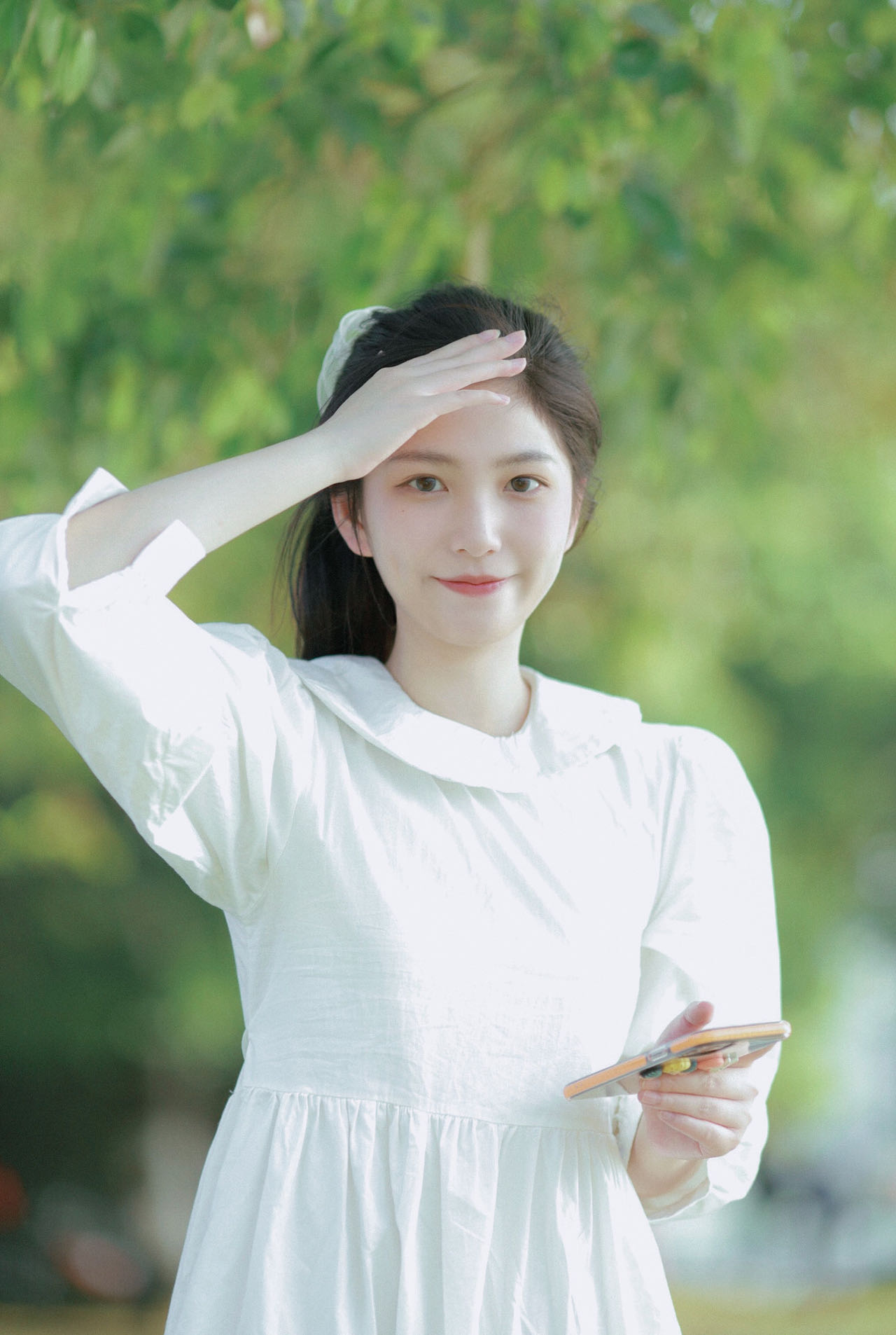 拍照手姿势怎么好看,拍照手怎么摆好看又简单