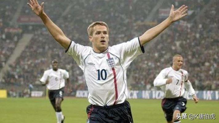 2001年劳尔距离登顶只差一步，为何金球奖和世界足球先生相继败北