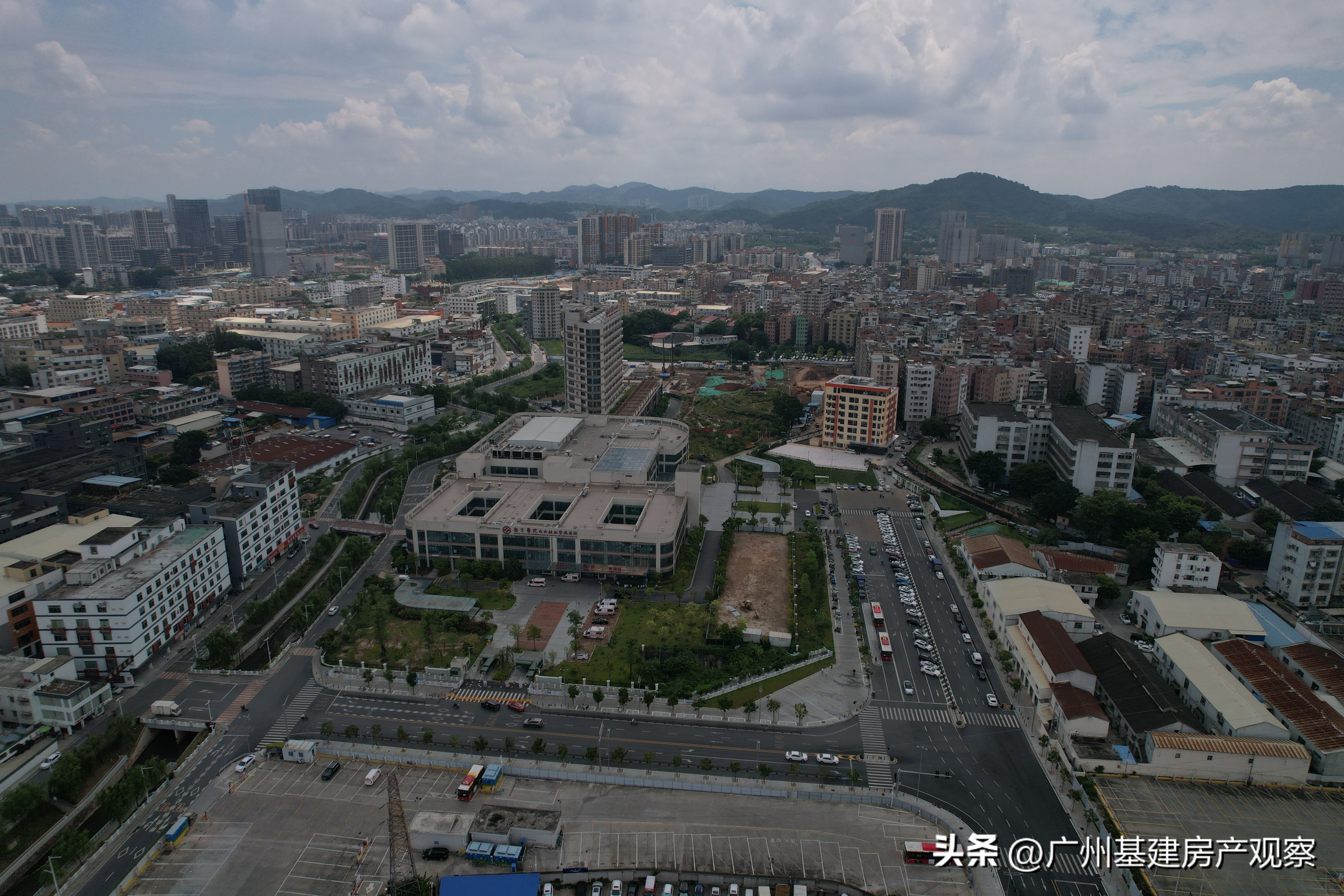 鹤龙一路下穿广花路,广花一路鹤龙路