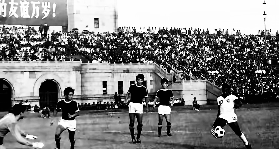 球王贝利老婆写真,球王贝利的传奇一生