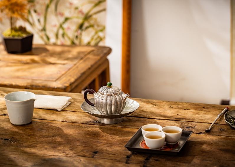 银壶烧水纯度越高的表现,银壶鉴定纯度最简单方法