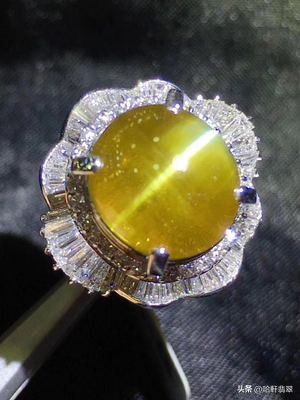 极品绿猫眼玉石,极品金黄翡翠