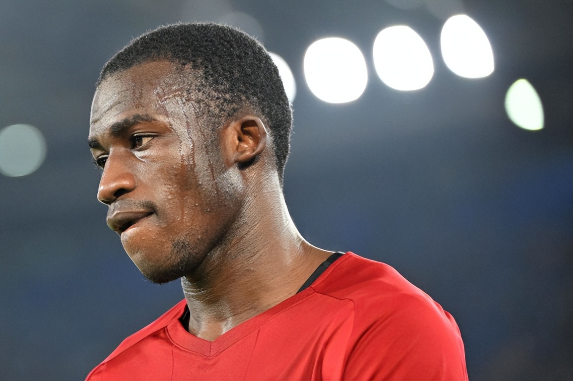 一球成名贝克汉姆,一球成名贝克汉姆齐达内