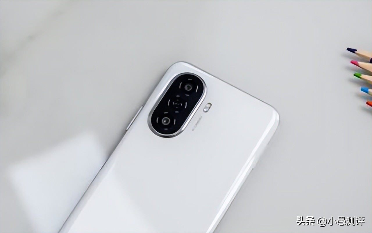 华为现在降价的旗舰机,华为降价千元旗舰机