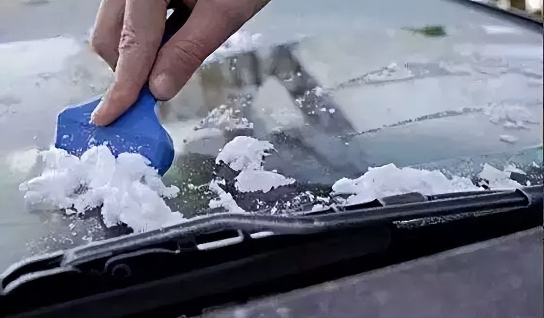 冬季车窗有霜怎么办,冬季早晨车窗有霜怎么办