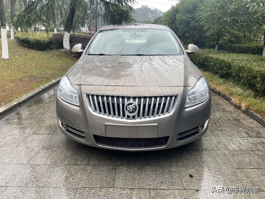 10年别克君威2.4多少钱一公里,十年的别克君威1万公里多少钱