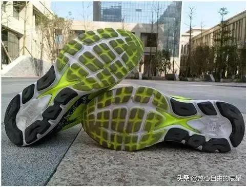 跑鞋的正确护理方式,如何延长跑鞋寿命