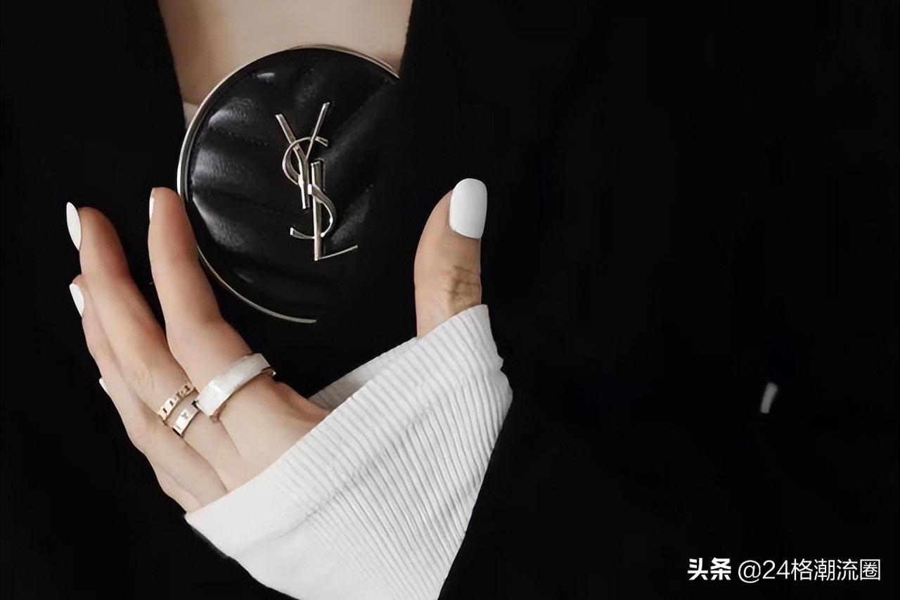 圣罗兰粉色气垫b20和br20色号对比,圣罗兰b20气垫适合黄皮吗