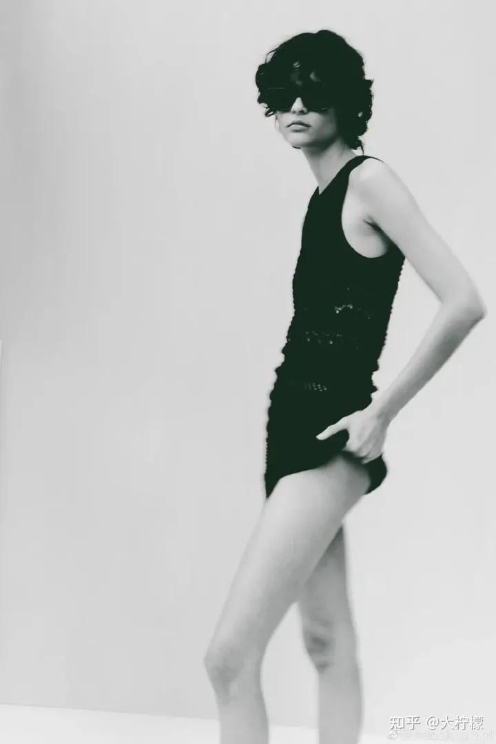 法式轻奢小众女装,法式轻奢经典女装