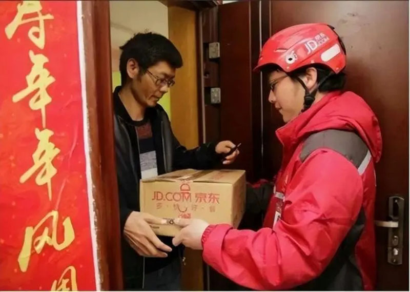 刘强东谈金宜财视频,京东001号快递员刘强东