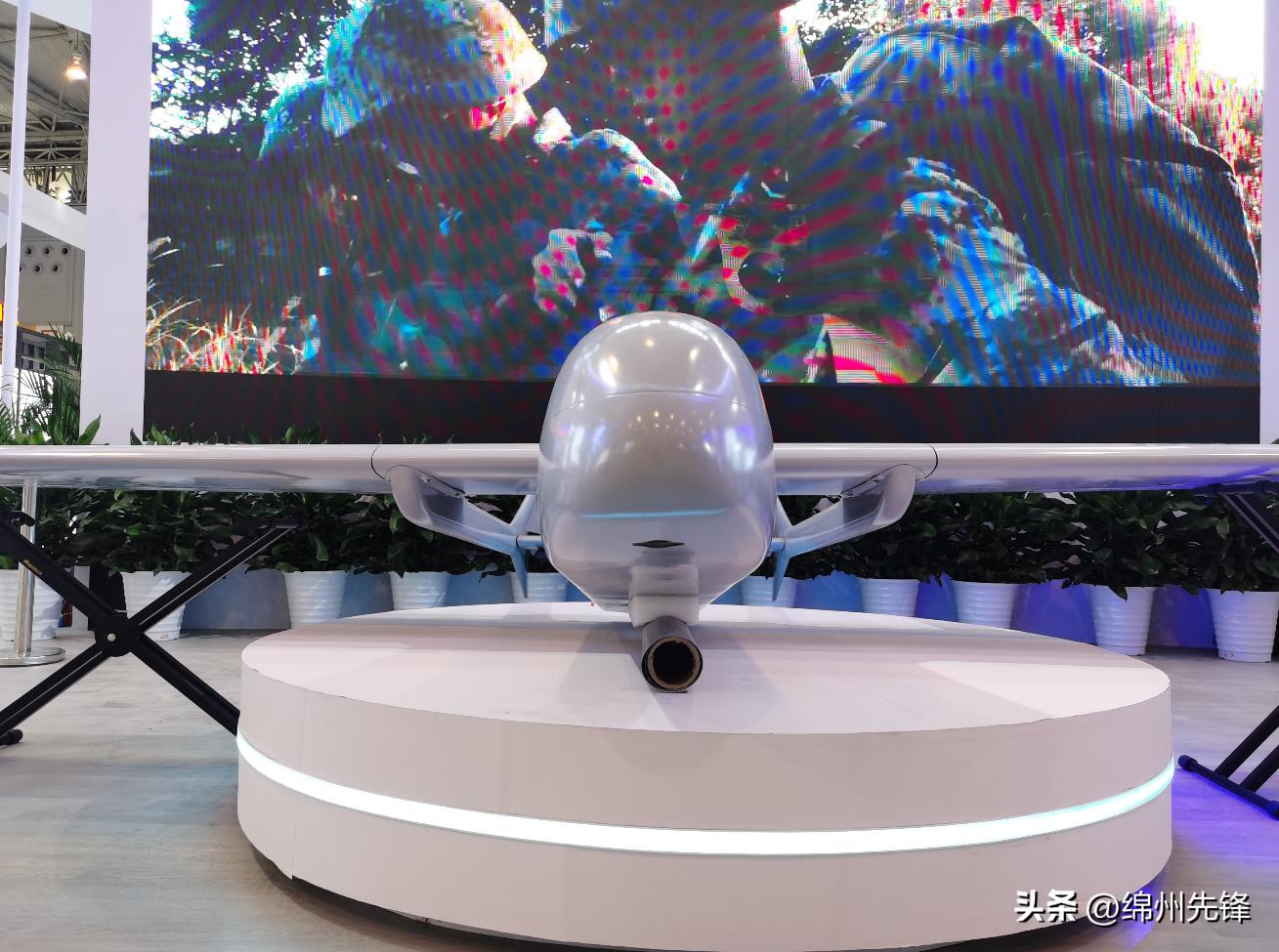 缁甸槼鍐涘垱,鍥涘窛缁甸槼鍐涘垱