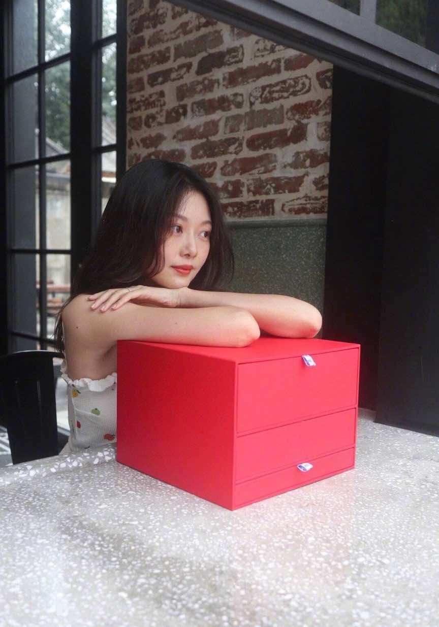 雷宛萤故事,豆瓣女神早期