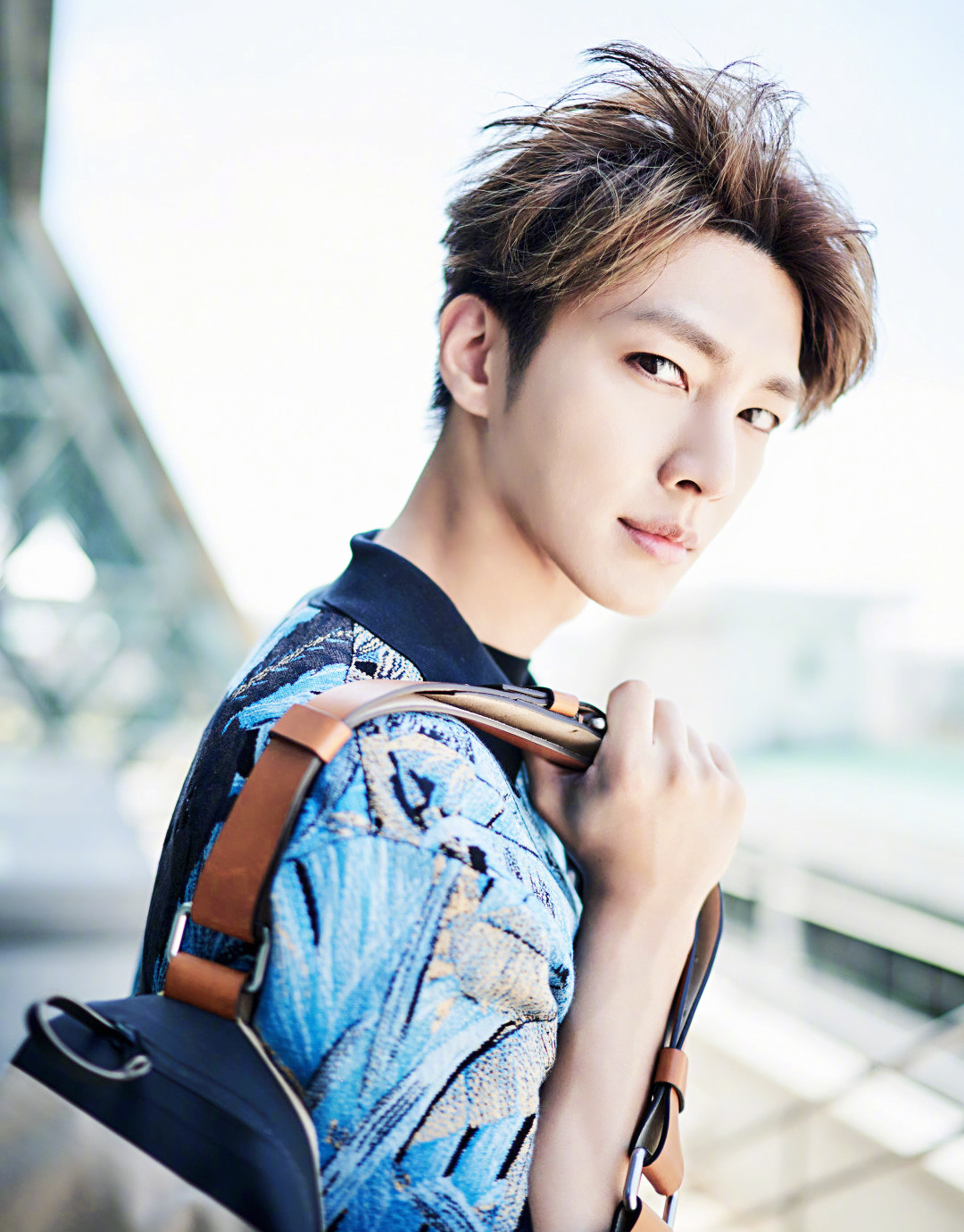 炎亚纶事件综艺评论,炎亚纶脸书发文