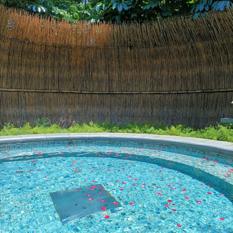 广东最值得推荐的温泉度假村,广东第一峰温泉是真温泉