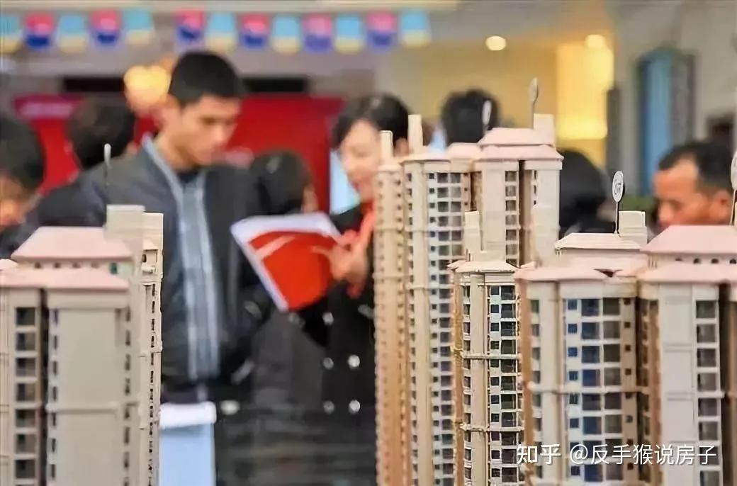 人民币汇率破7市场理性应对,通胀汇率应该怎么反应