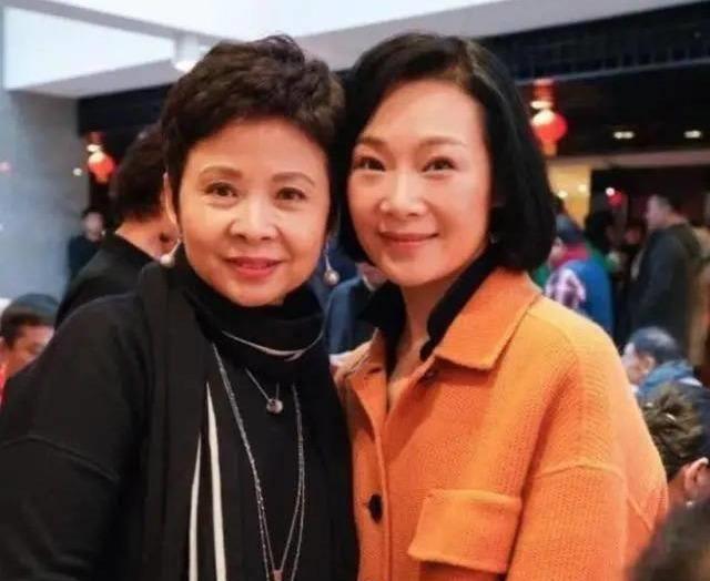 董文华为什么走出歌坛,歌唱家董文华为何沉寂多年