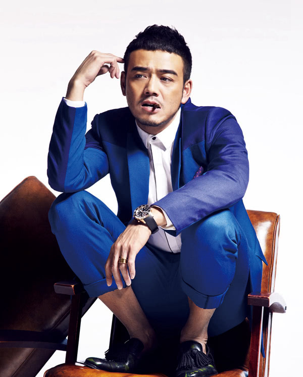 杨烁落魄总裁,杨烁落魄的时候捡垃圾