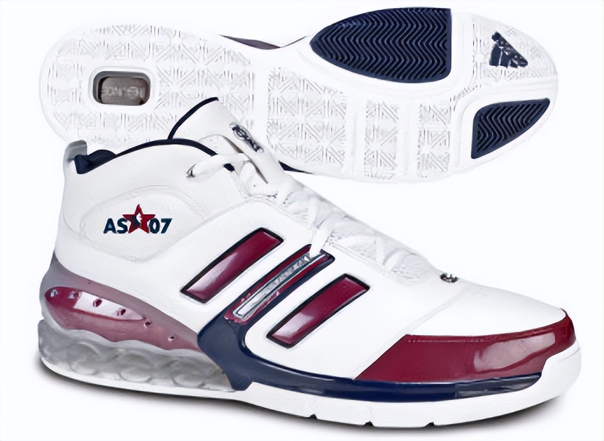 德怀特霍华德奥兰多,阿迪达斯霍华德历代篮球鞋图片