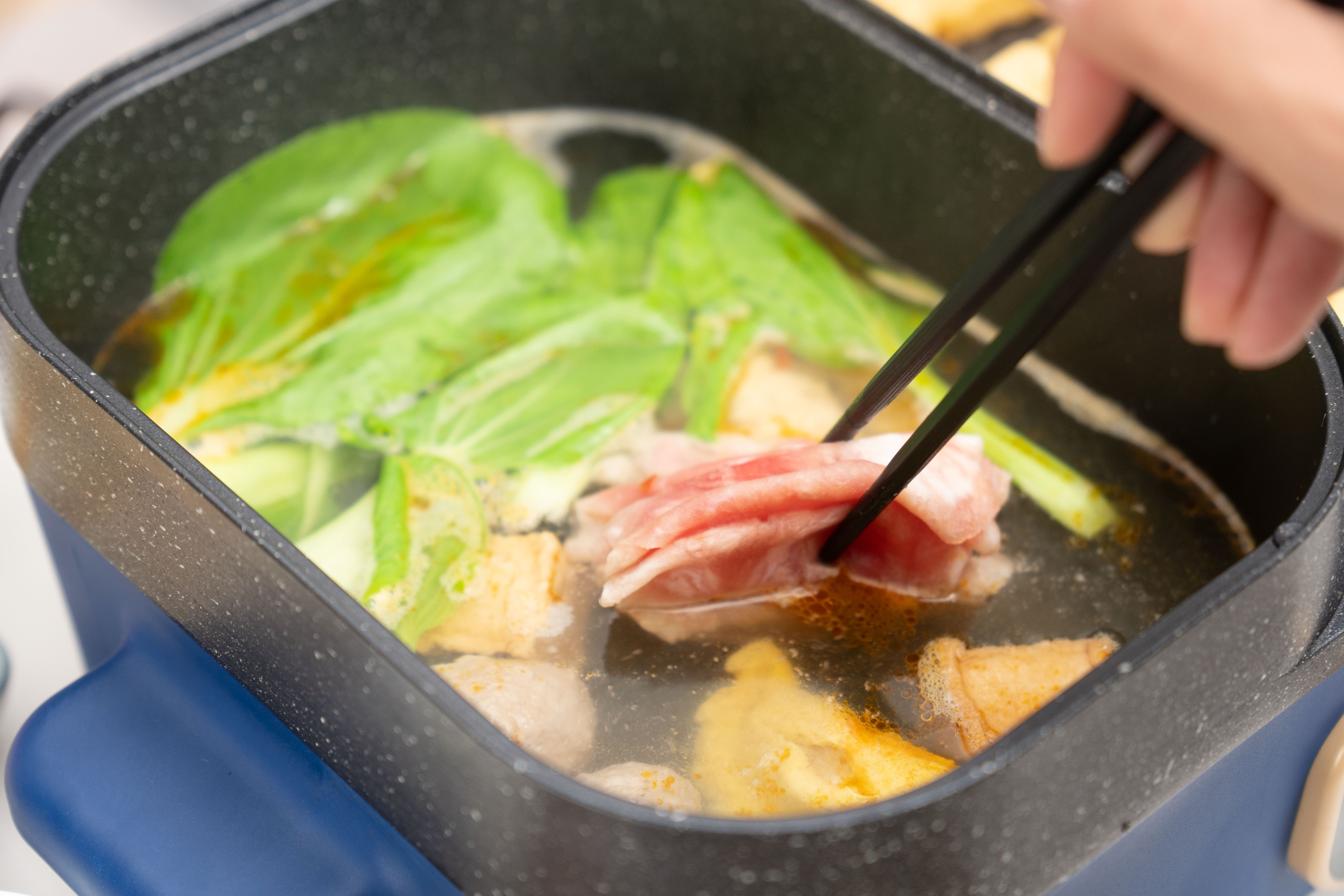 火辣辣涮烤一体自助火锅,旋转涮烤一体自助火锅