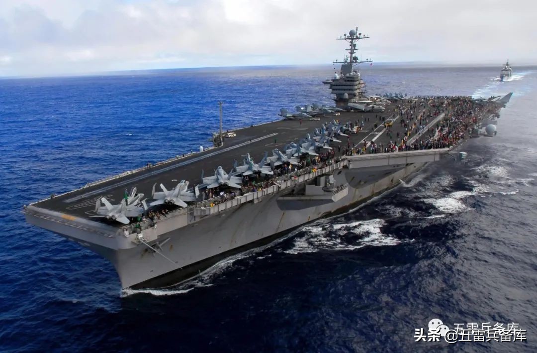 8万吨级的超大型航母,世界上最大吨位的航母排名前20