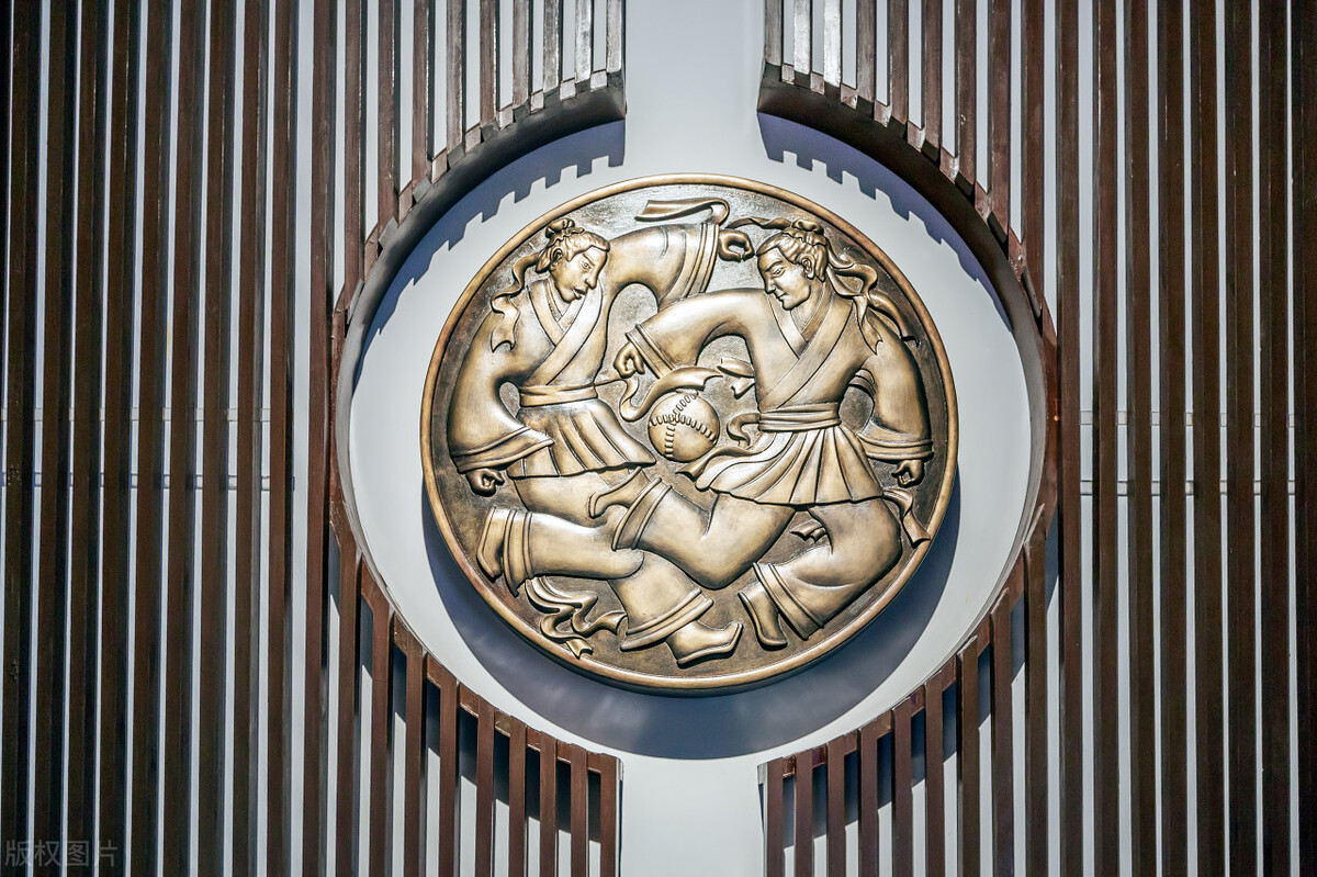 蹴鞠是现代足球的雏形,蹴鞠古代足球