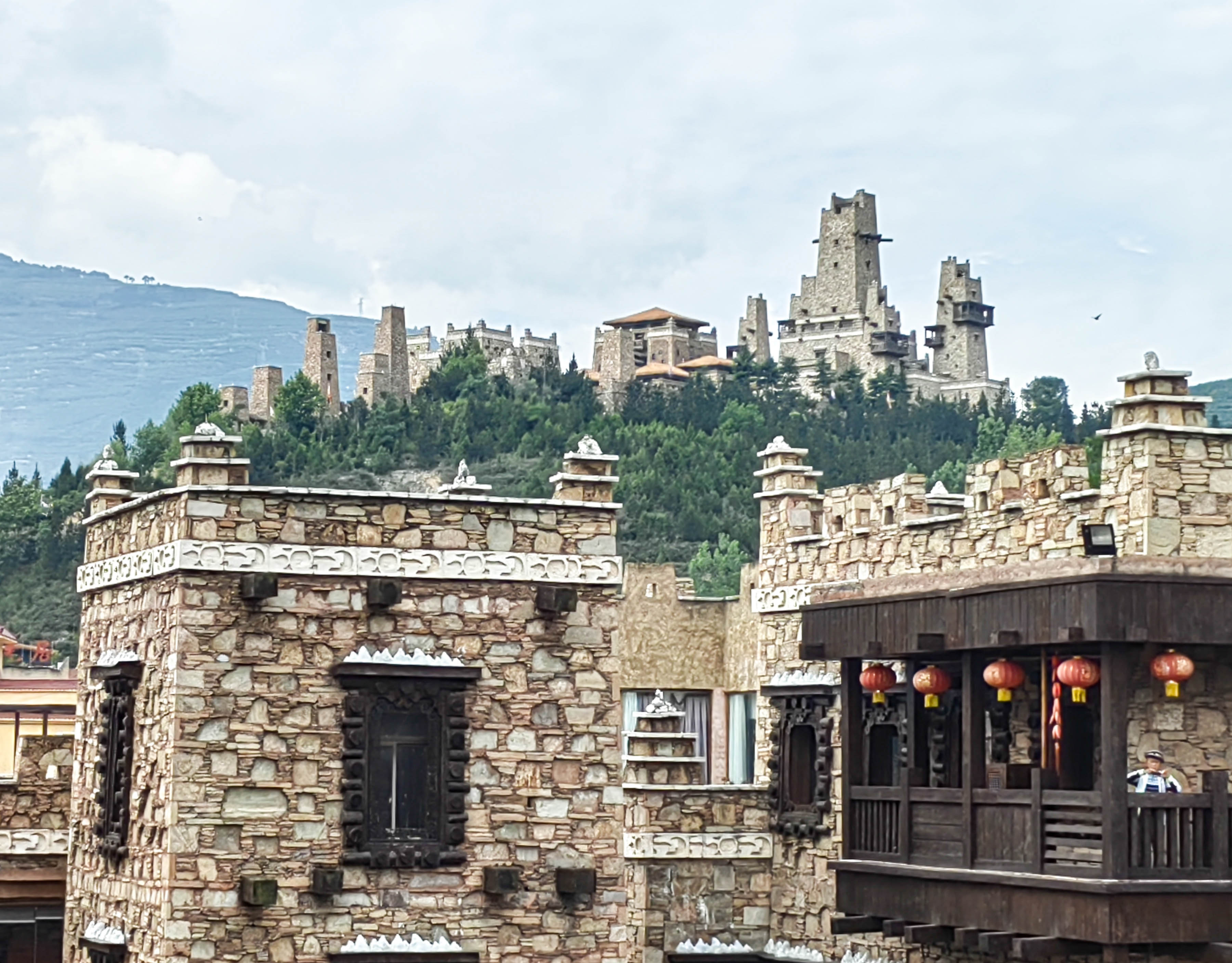 羌族云朵上的舞者,歌曲云朵上的羌族