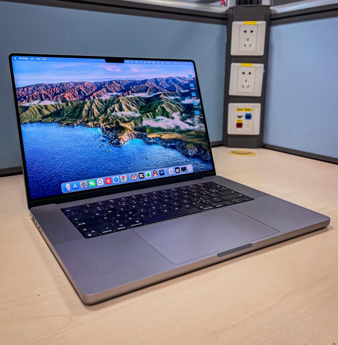 2021款16寸m1maxmacbookpro,macbookpro202114和16怎么选