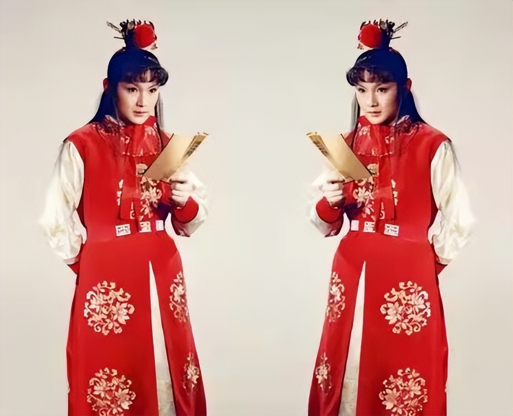 宝玉的那块玉最后去哪了 (第三十七回贾芸给宝玉带来了什么)