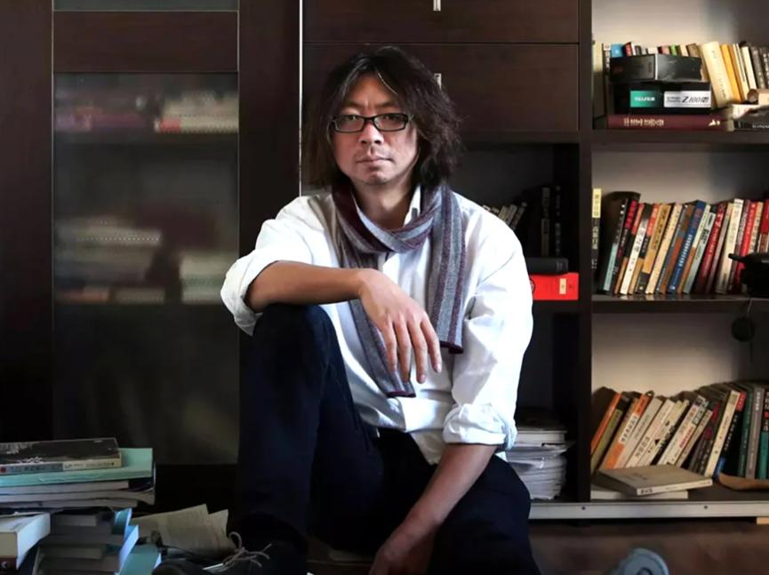 被骂了一万遍，他依旧是那个“刺儿头”