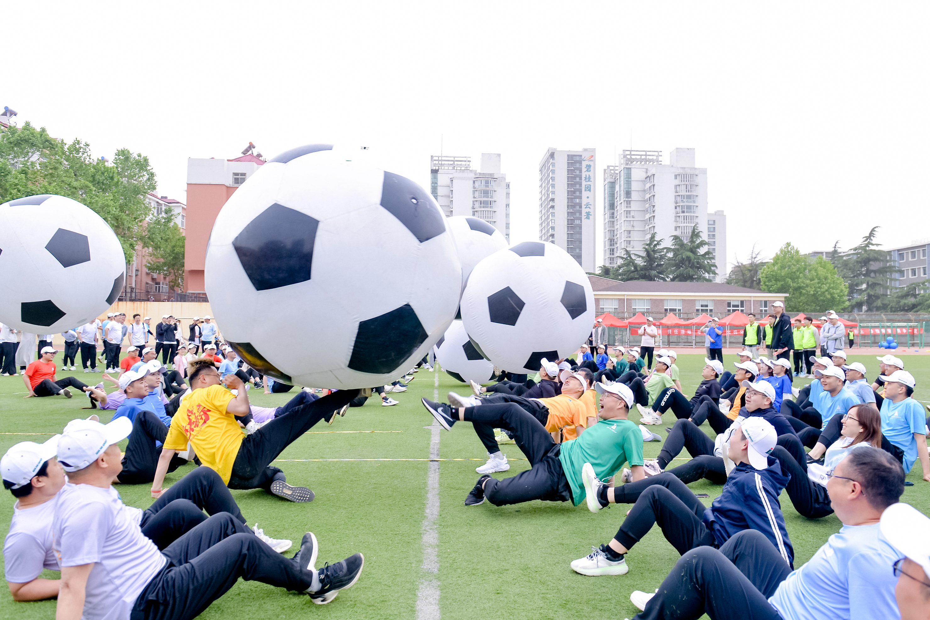 庆祝集团成立二十周年文艺汇演,集团第十二届职工运动会圆满结束