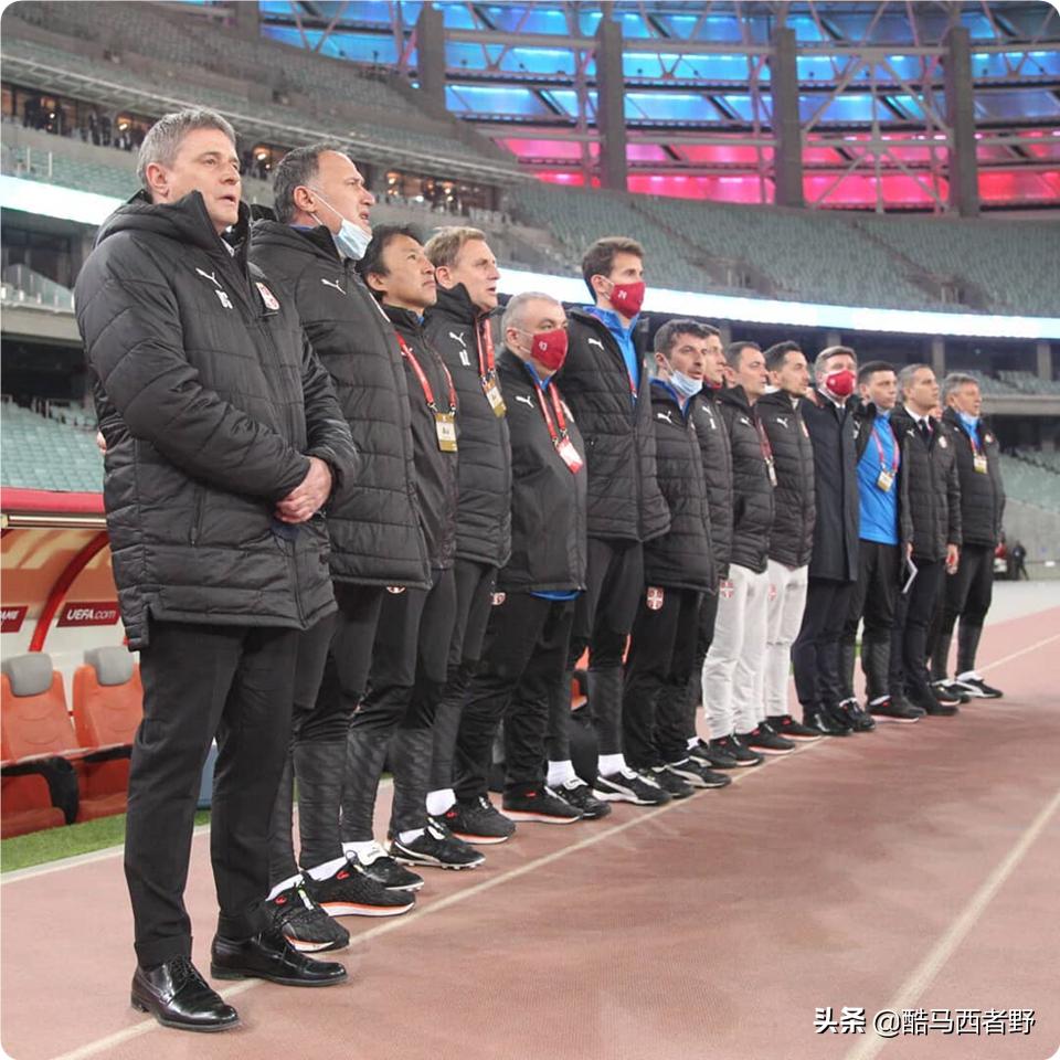 足球中国跟日本差距,中国足球教练和日本对比