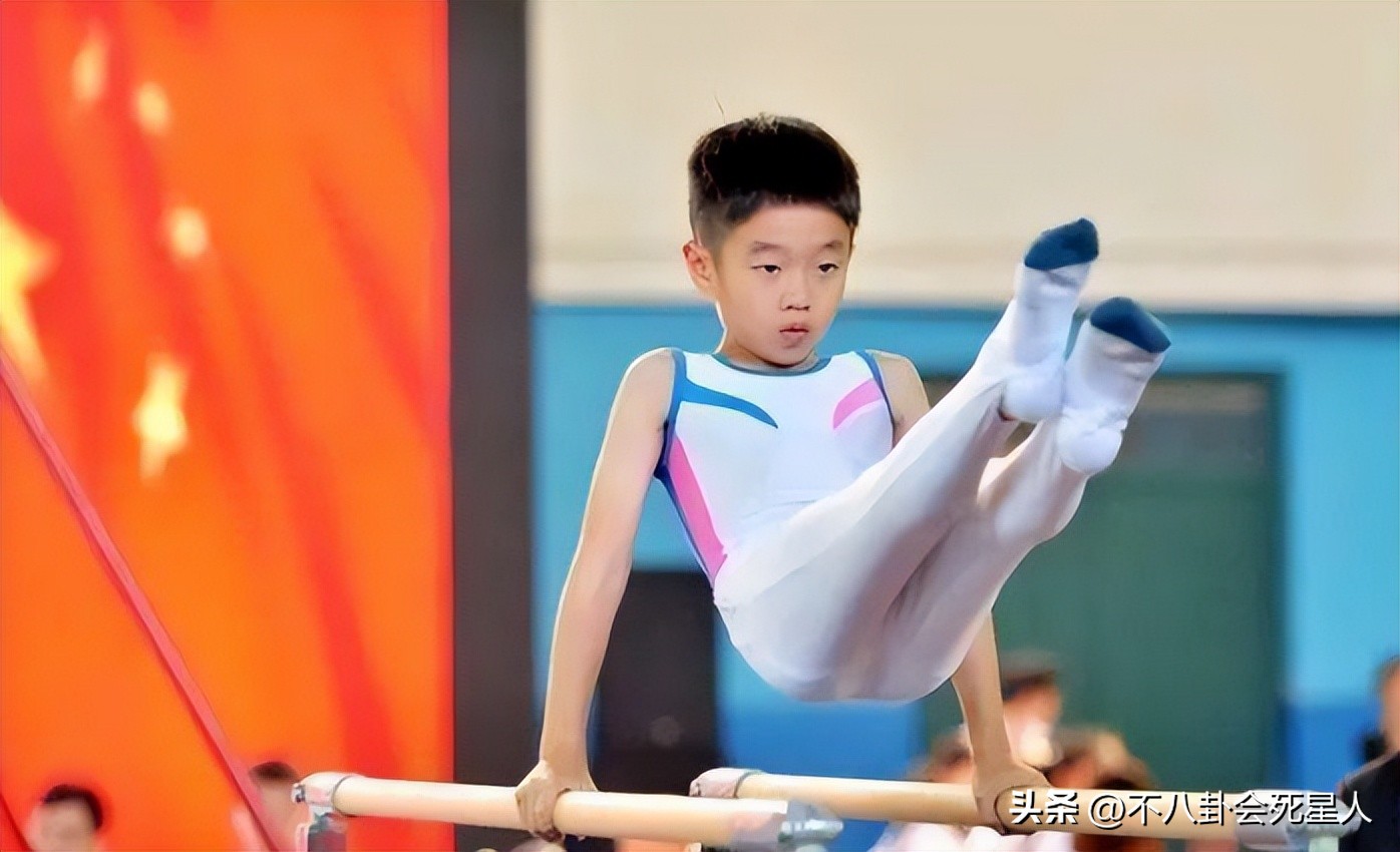 《爸哪》过去9年，萌娃发展各有不同，有运动员，也有钢琴王子