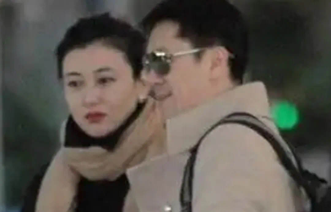 不婚、接廉价商演、走穴…一首歌唱一辈子的老牌歌星，现状各不同