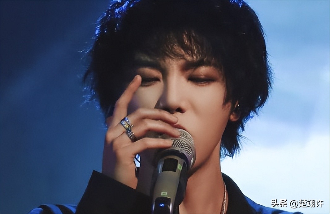 华语乐坛永远的神华晨宇无字歌,华晨宇唱歌太投入网友评论像抽筋