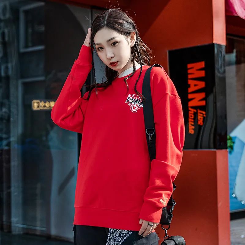 同一件衣服搭配出不一样的风格,同一件衣服搭配不同风格