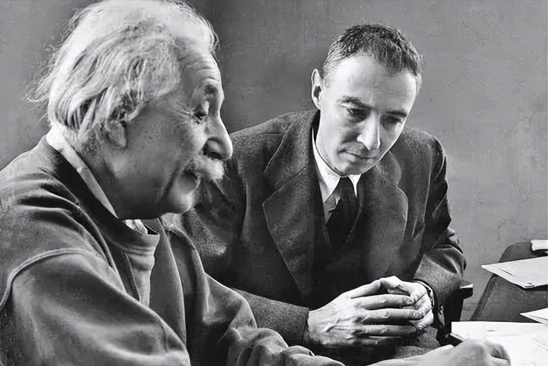 她是*弹核**女王，曾为美国造原*弹子**，墓碑却刻着：一个永远的中国人