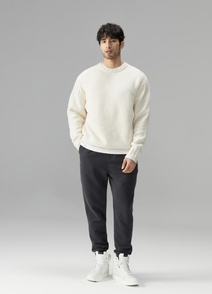 25岁男生宝藏衣服店铺,保暖年轻人的潮流男装