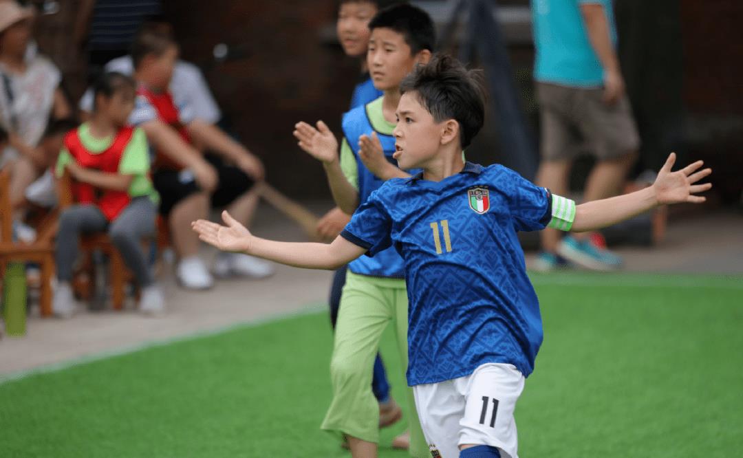 意大利人足球队,意大利人在中国创业