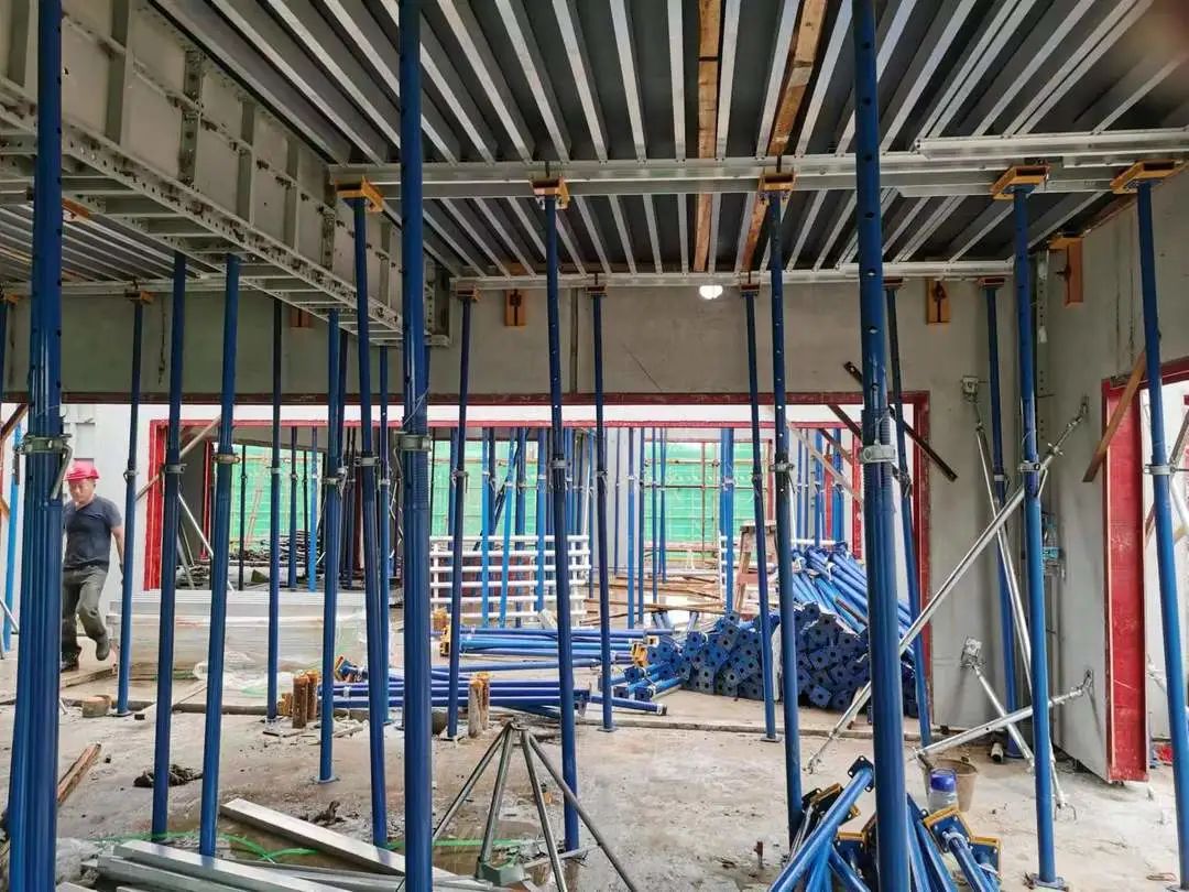 脱模剂塑料模板,塑料模板要不要脱模剂