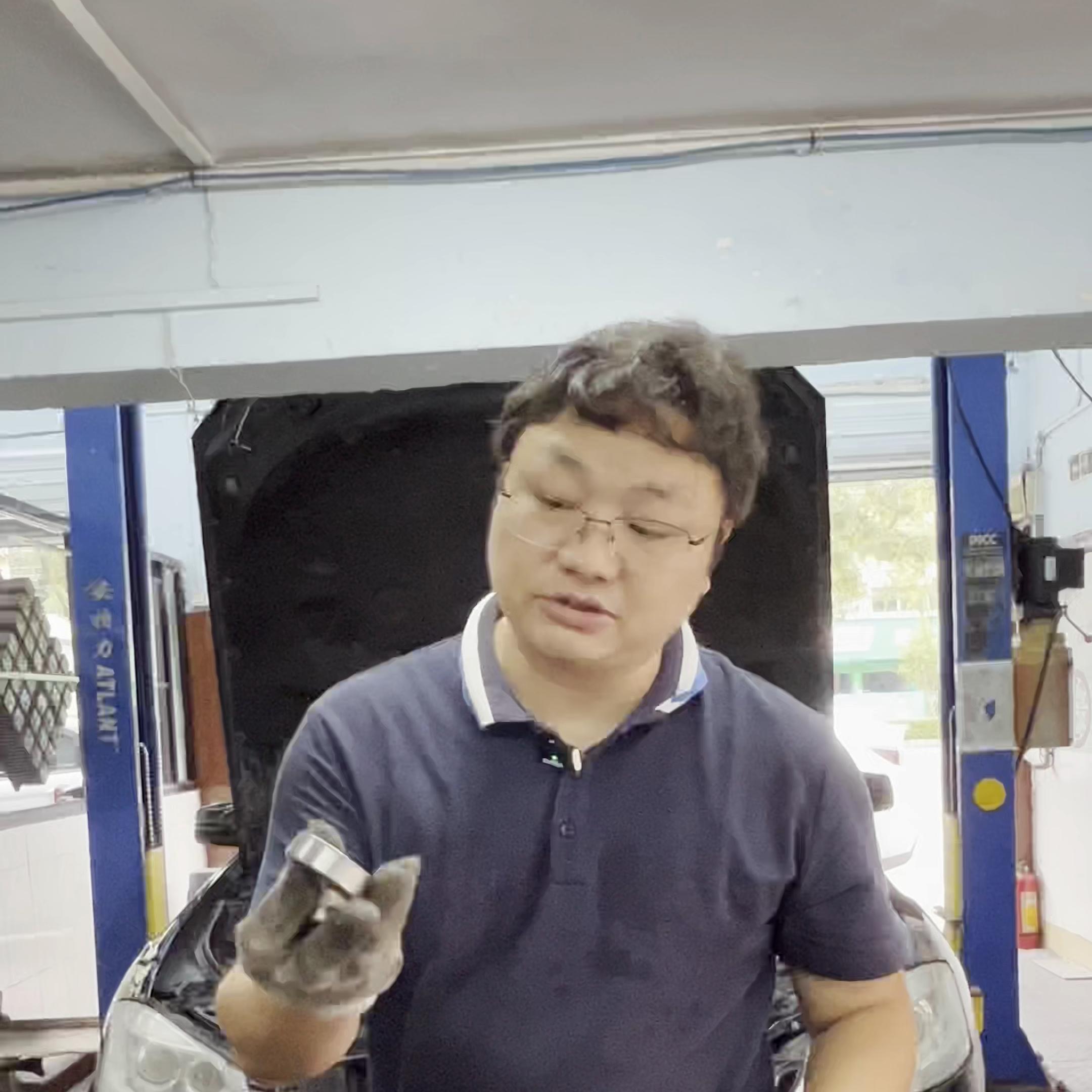 修车使用副厂件影响下次赔付吗,修车20多年保养提示不懂