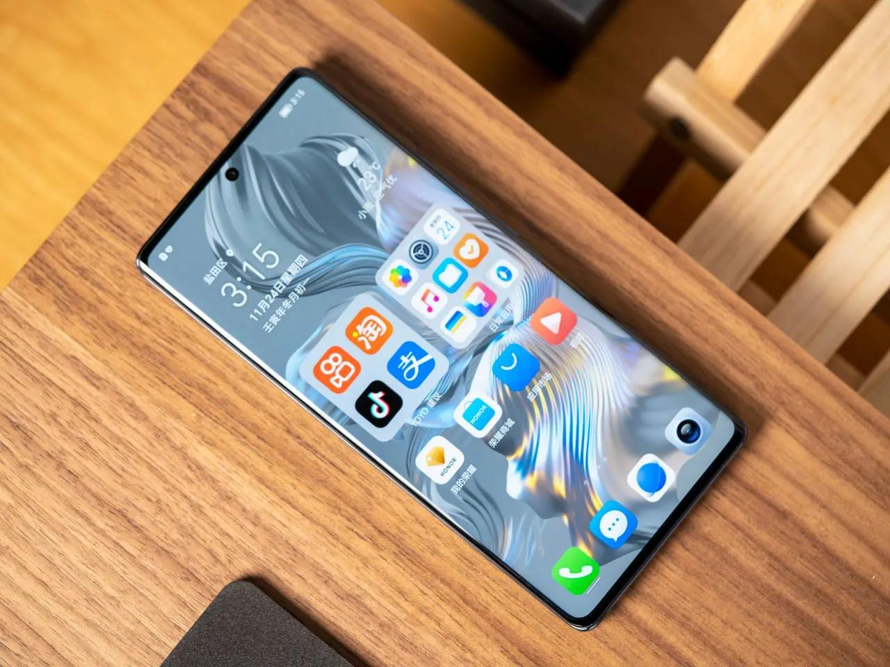 大屏幕全面屏手机推荐哪款,2000-3000全面屏游戏手机