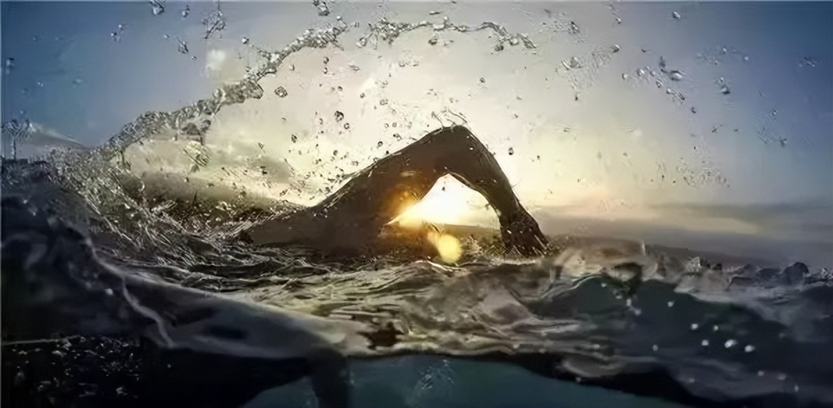 公开水域游泳要克服恐慌,公开水域游泳最怕遇到什么情况