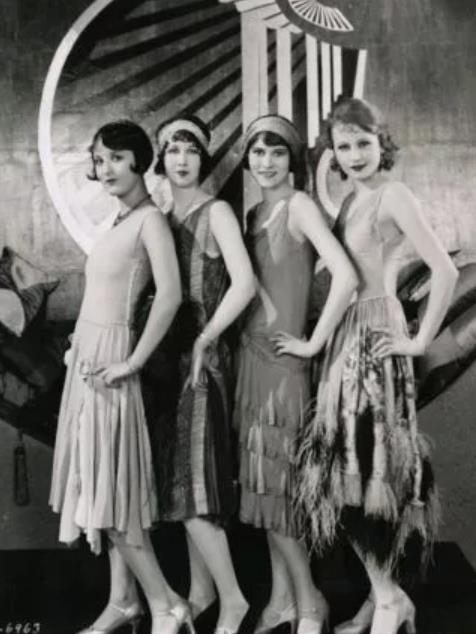 过去百年来的完美身材都怎样的?历史特色大了去了