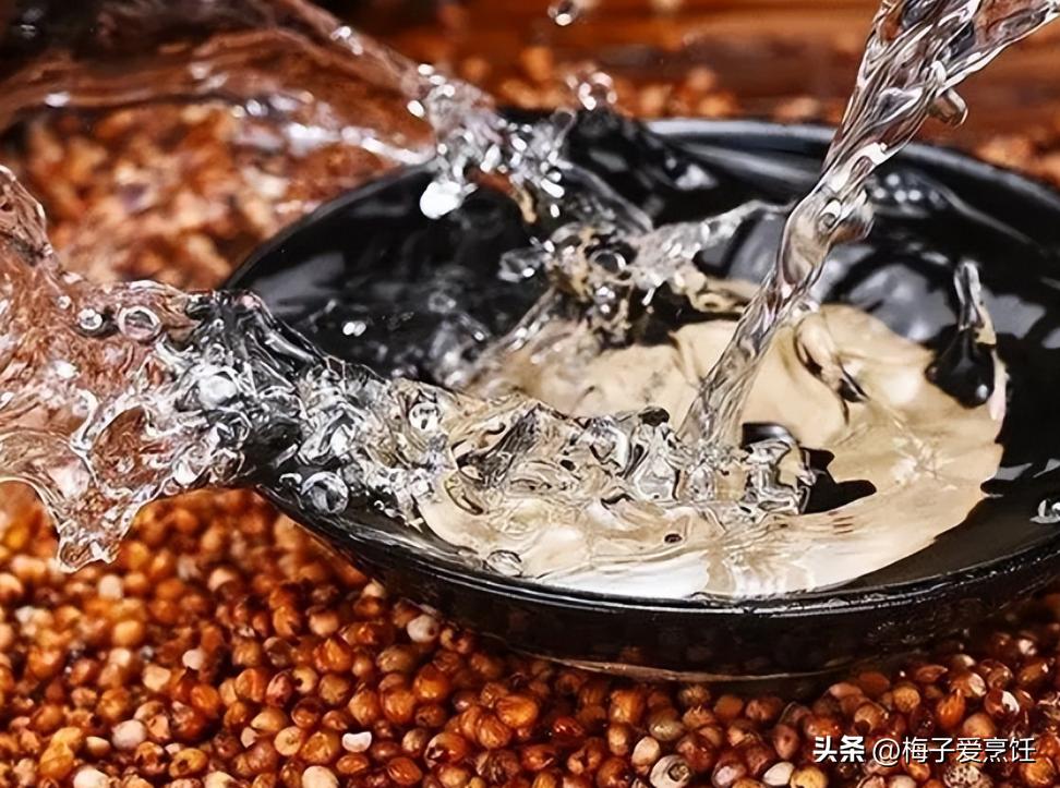 农民自酿酒设备,为什么自家酿的酒第二天这么难受