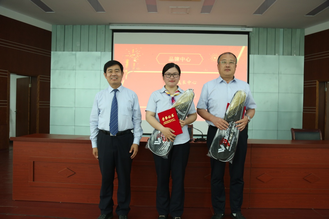 271教育|高效运行机制，全力打造学校教育品牌