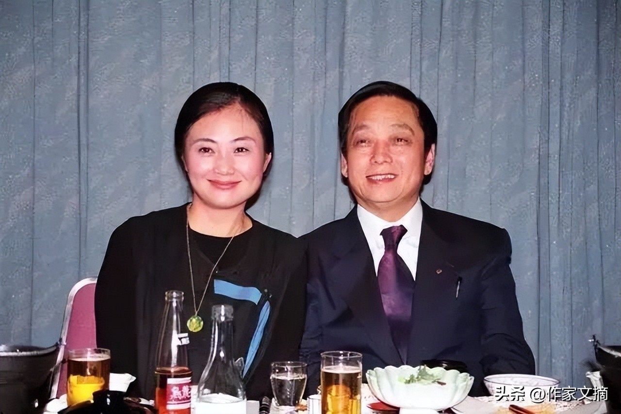 韩美林之妻周建萍结过几次婚,周建萍眼中的韩美林