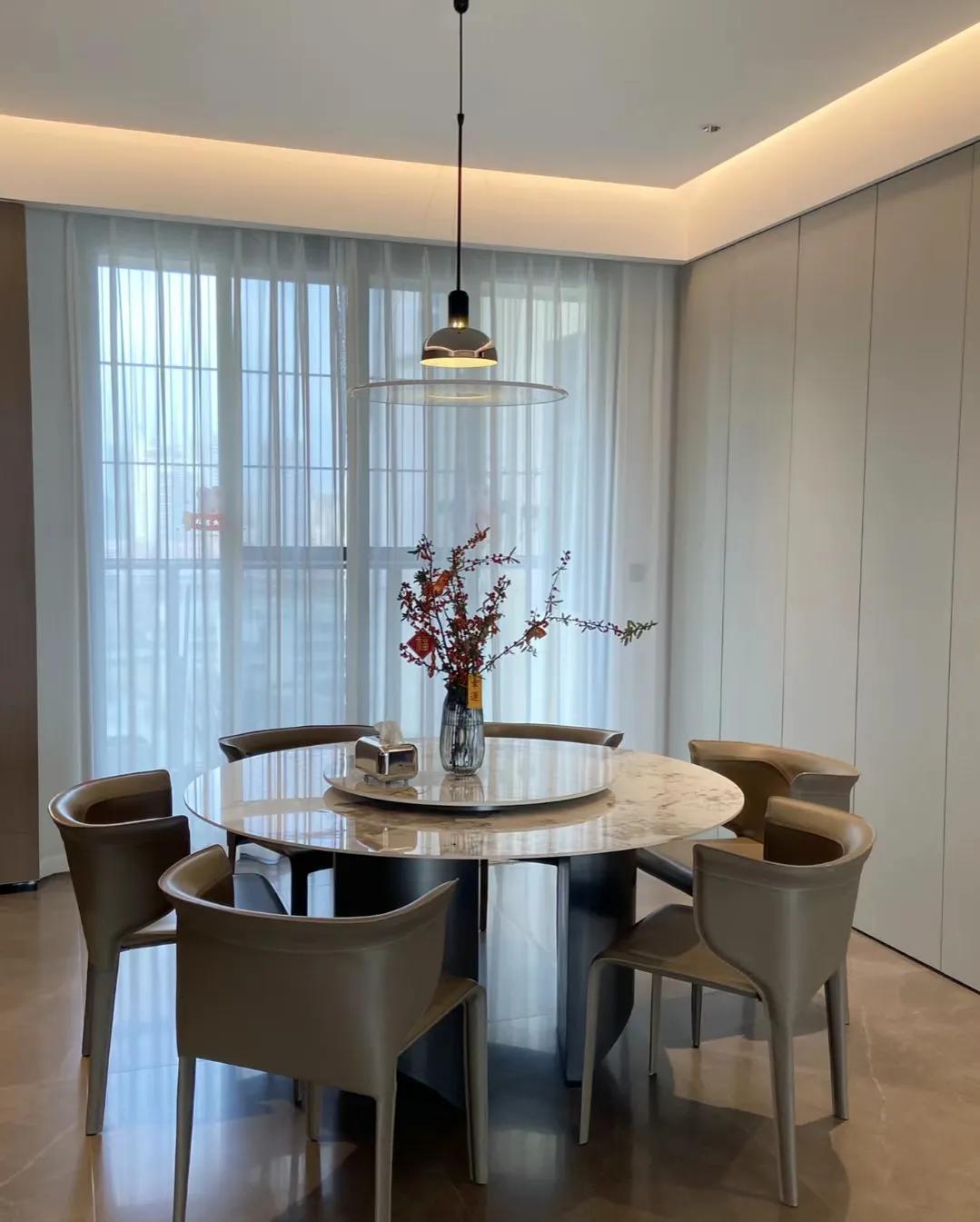 广东女主拒绝“过度装修”，全屋装修的非常漂亮，堪称装修教科书