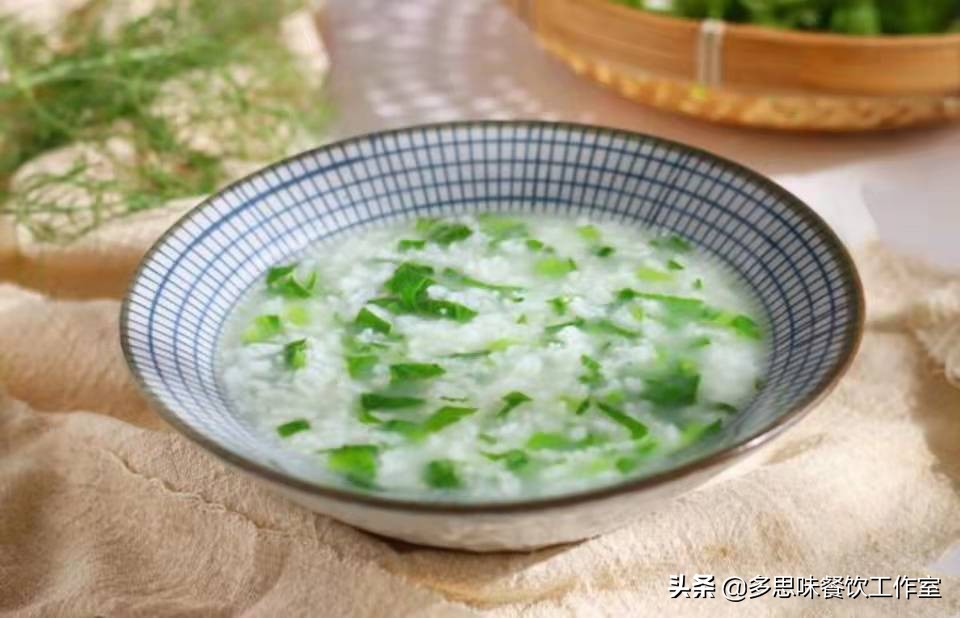 冬季做什么粥最好吃最营养,如何喝粥养生不妨在粥中加这些